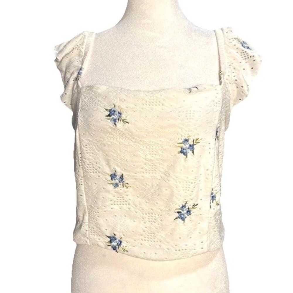 Kirious White Eyelet Crop Top Blue Floral Embroidery Ruffle Sleeves LG Coquette